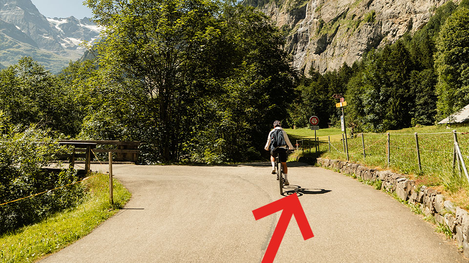 Turn right on the Gravel – image 1