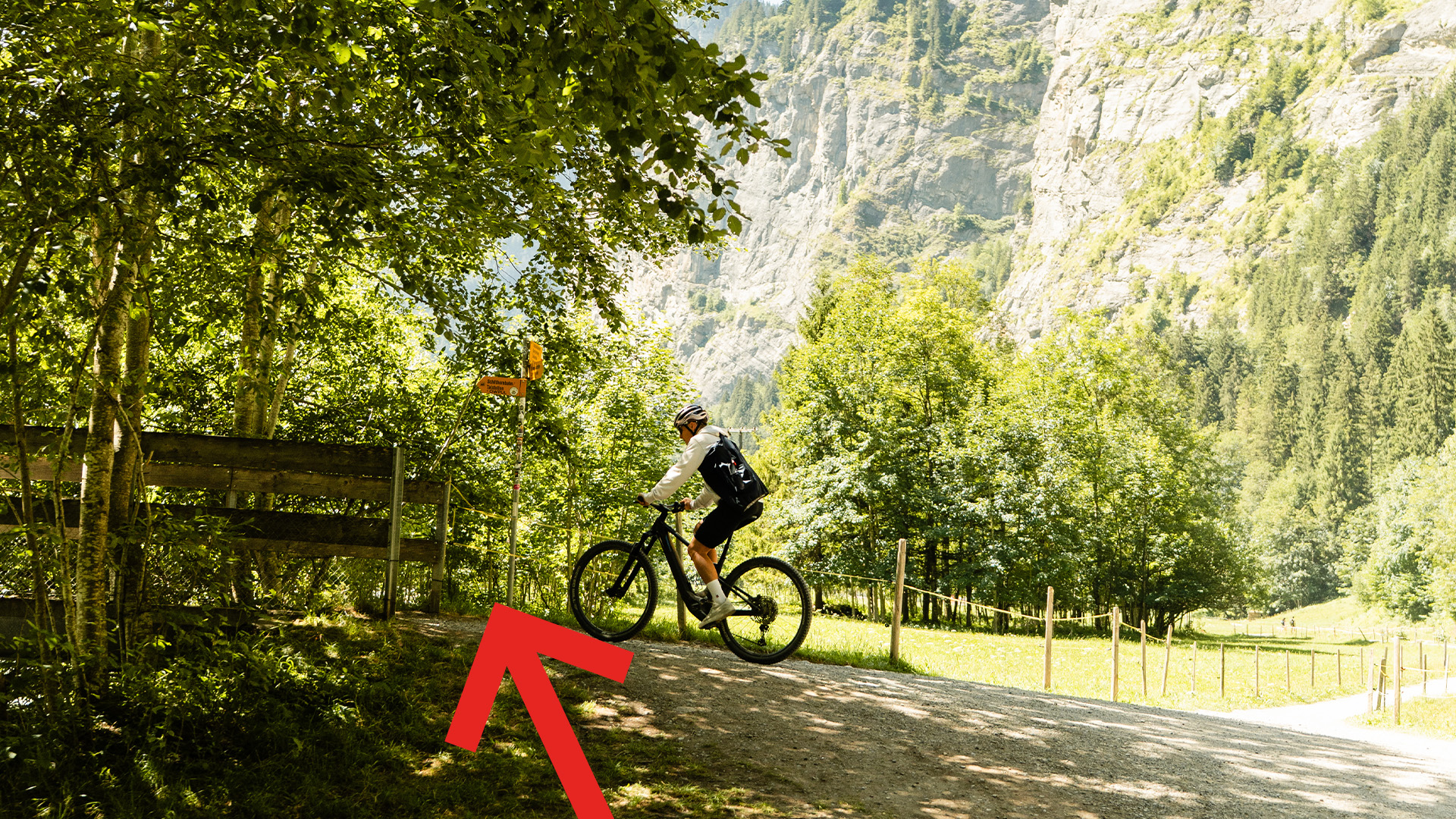 Turn left to Schilthornbahn – image 1